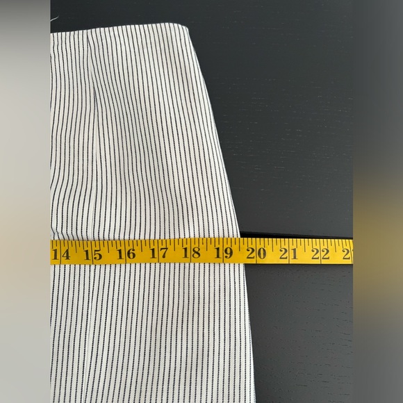 Lauren Ralph Lauren Pinstripe Trumpet Skirt - Picture 13 of 14